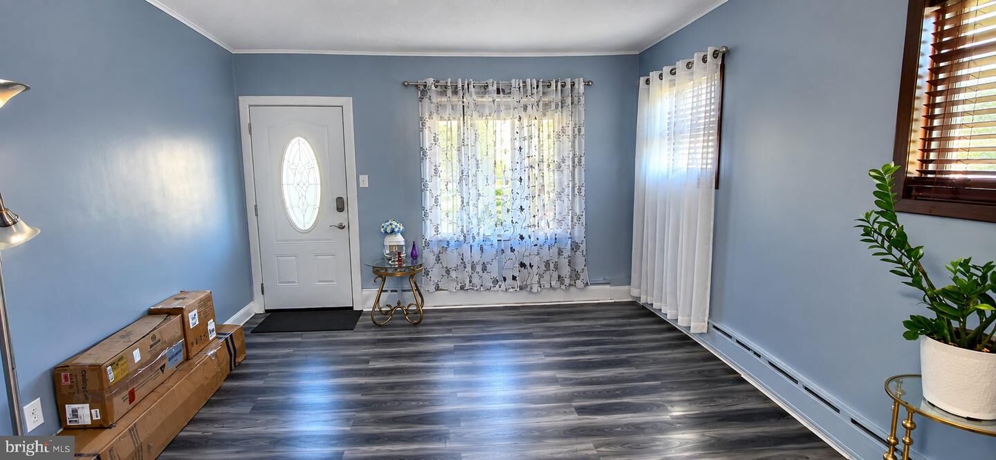 Property Photo:  2239 Raymond Avenue  PA 19605 