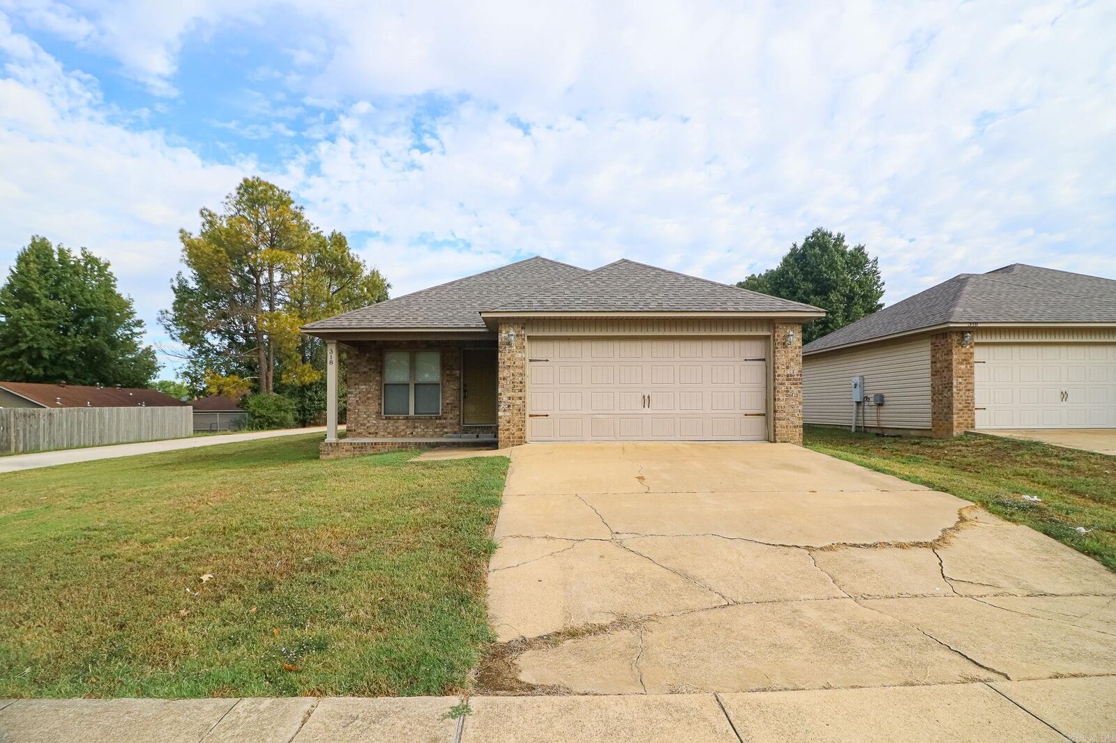 Property Photo:  318 W School Street  AR 72417 