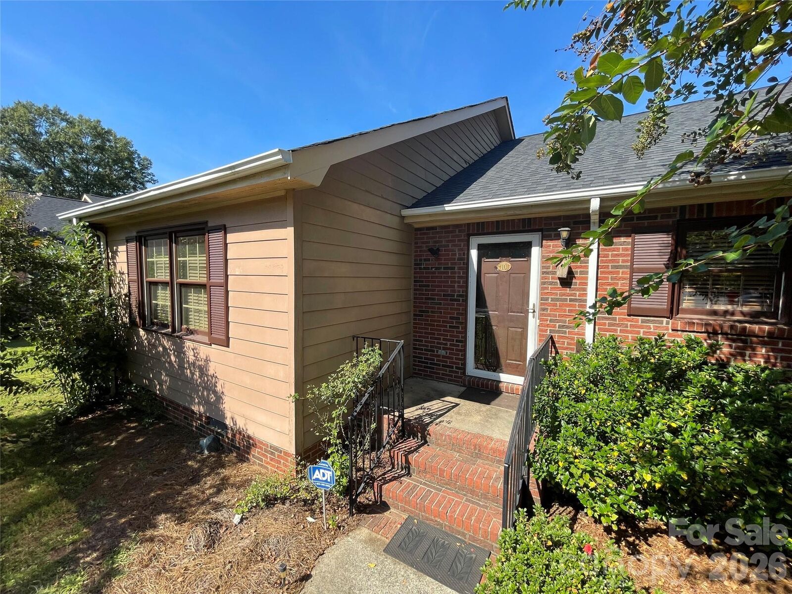 Property Photo: 1300 Larchmont Place 701 NC 28144