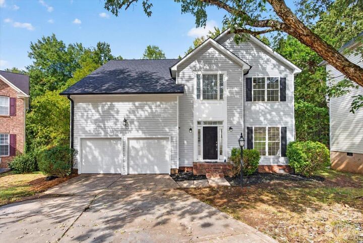 Property Photo: 2536 Thornfield Road NC 28273
