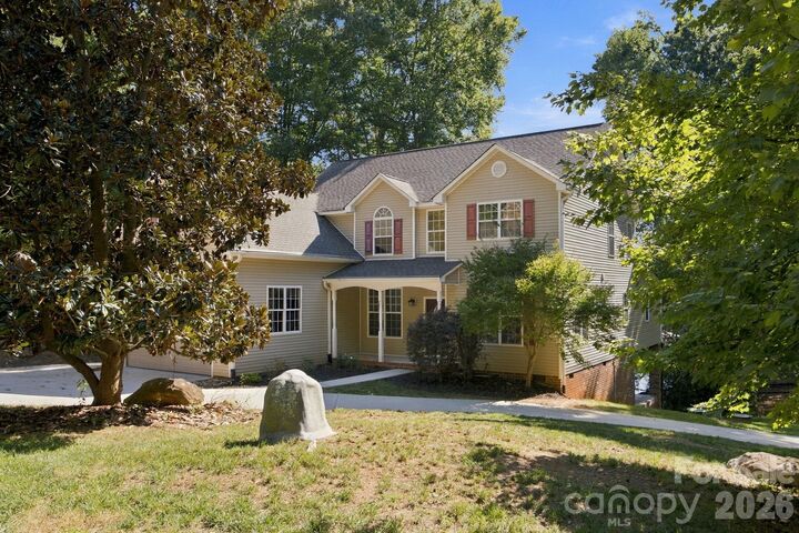 Property Photo: 3774 Gordon Road NC 28682