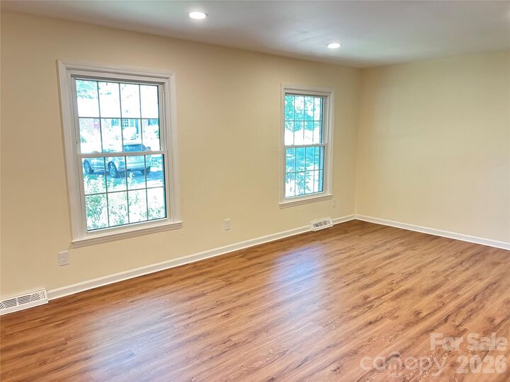 Property Photo:  1140 Fieldstone Road  NC 28115 