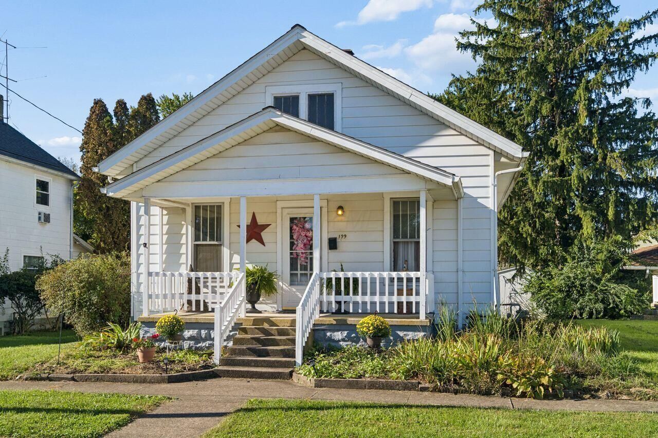 Property Photo:  199 N Market Street  OH 43143 