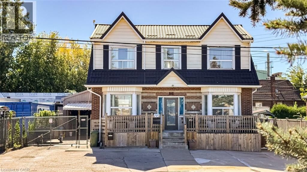 Property Photo:  548 Beach Road  ON L8H 3K9 