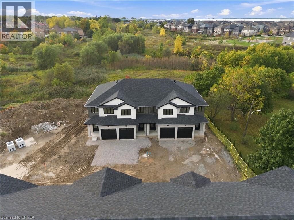 Property Photo:  72 Johnson Road 13  ON N3T 5M1 
