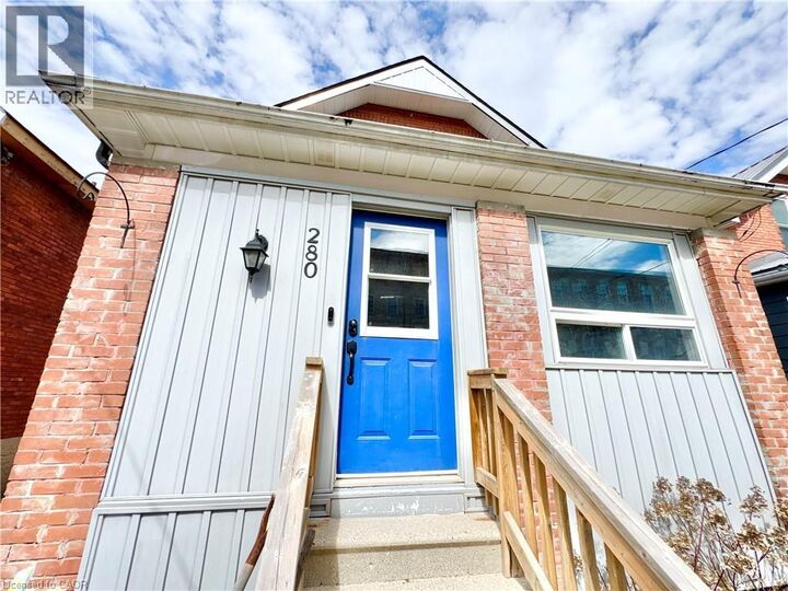 Property Photo:  280 Douro Street  ON N5A 3S5 