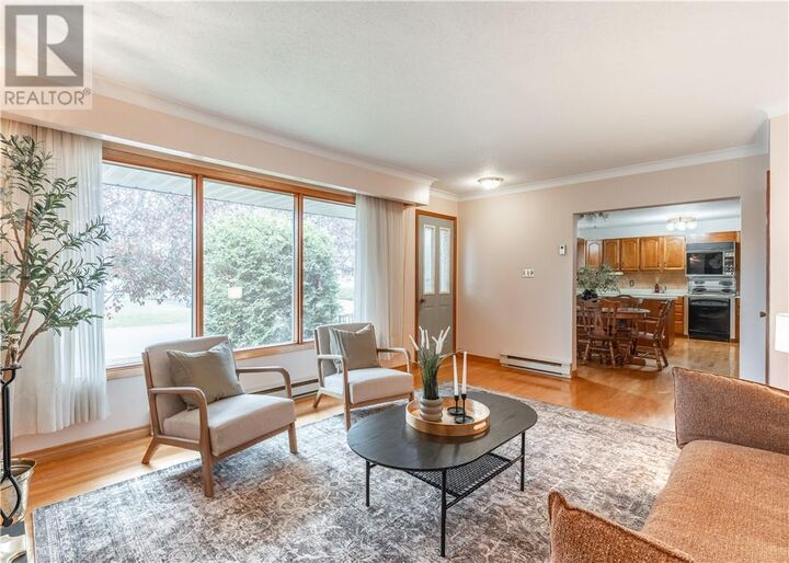 Property Photo:  2979 Stanley Street  ON P3N 1B5 