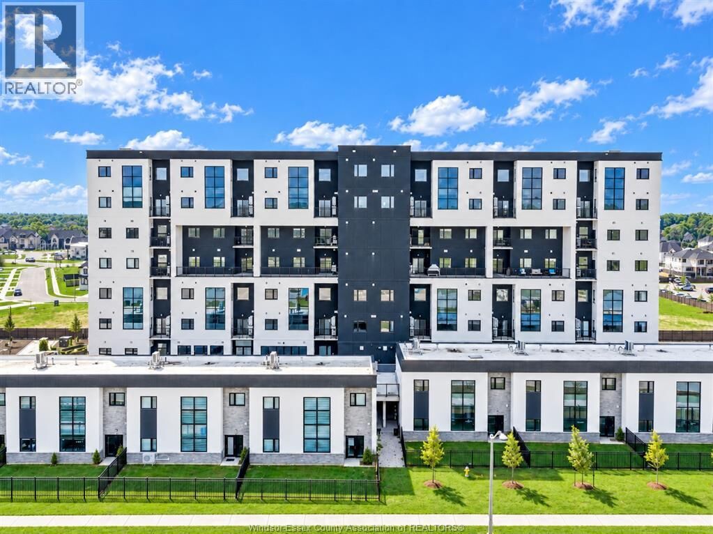 Property Photo:  4300 Laurier Parkway 483  ON N9H 0P8 