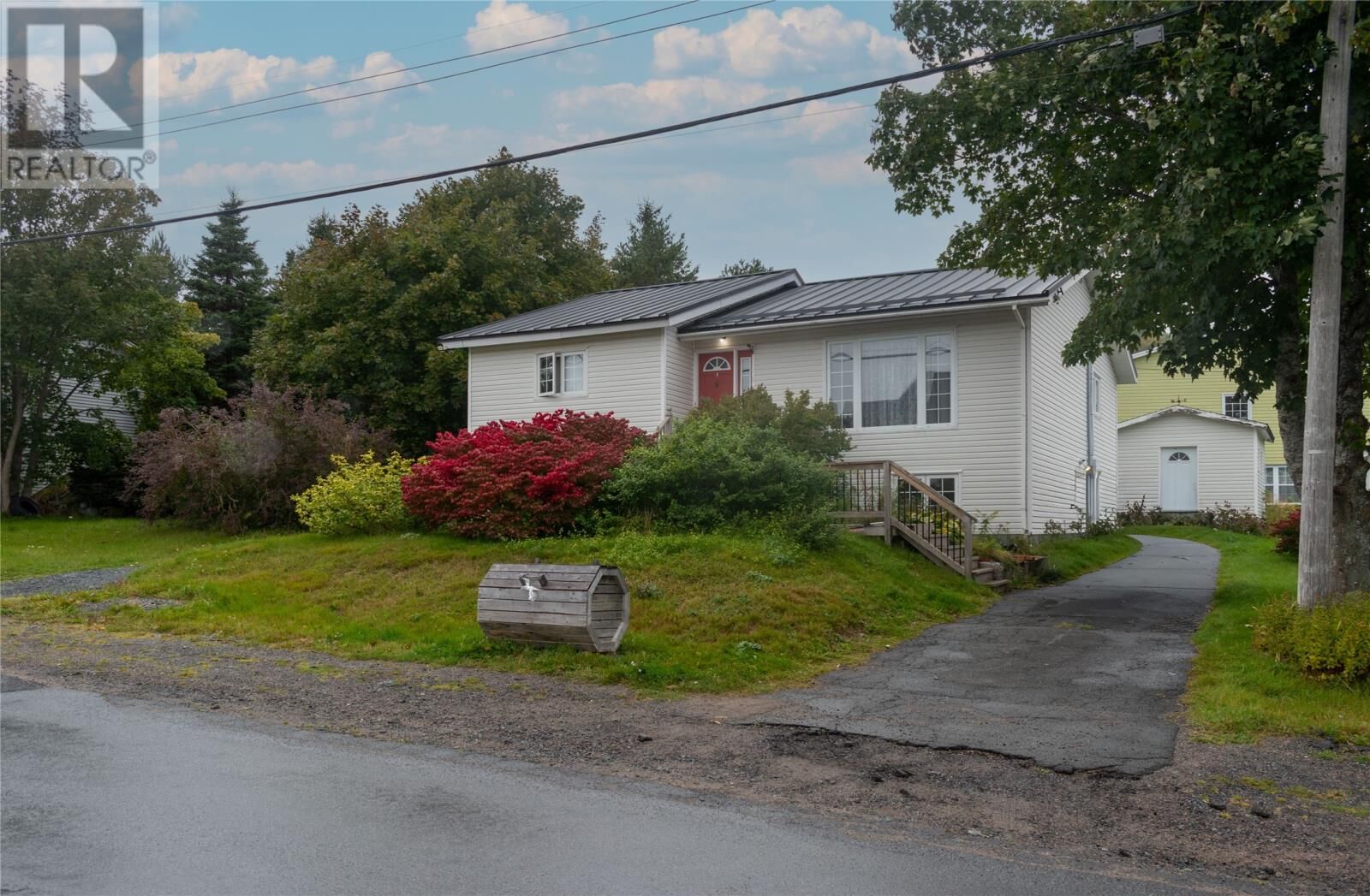 Property Photo:  84 Lemarchant Street  NL A1Y 1A6 