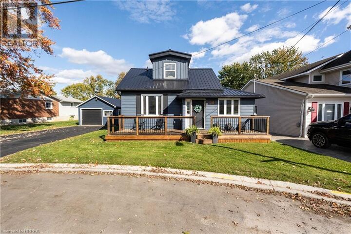 Property Photo: 54 Railway Street East ON N0J 1V0
