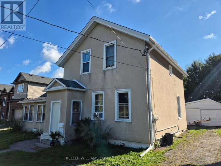 Property Photo:  20 Carleton Street North  ON L2V 2A4 