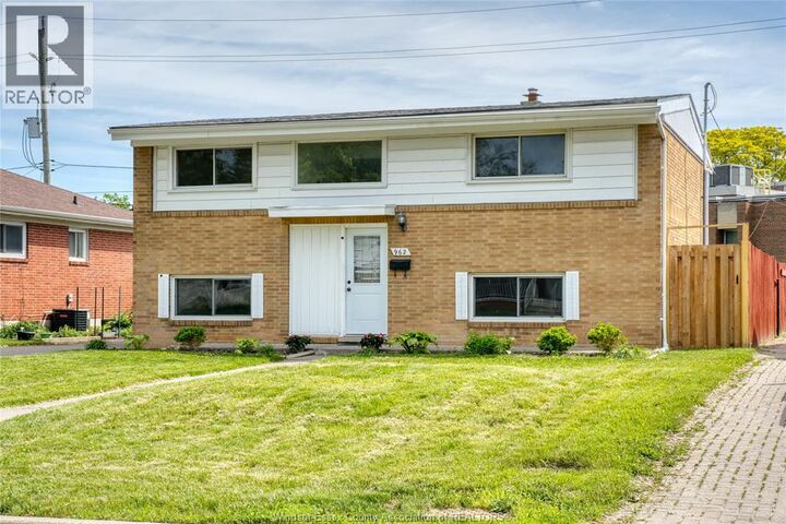 Property Photo:  962 Watson  ON N8S 3T2 