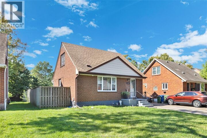 Property Photo:  1273 Tilston Drive  ON N9B 3C6 