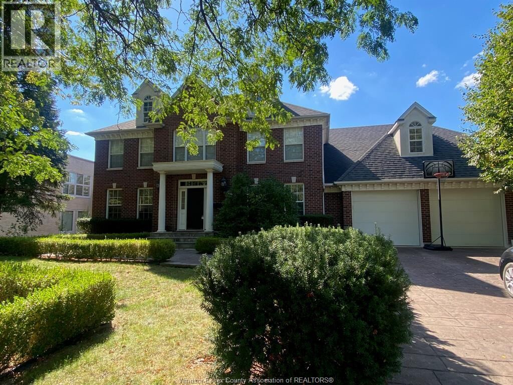 Property Photo:  3435 Victoria  ON N9E 4J8 