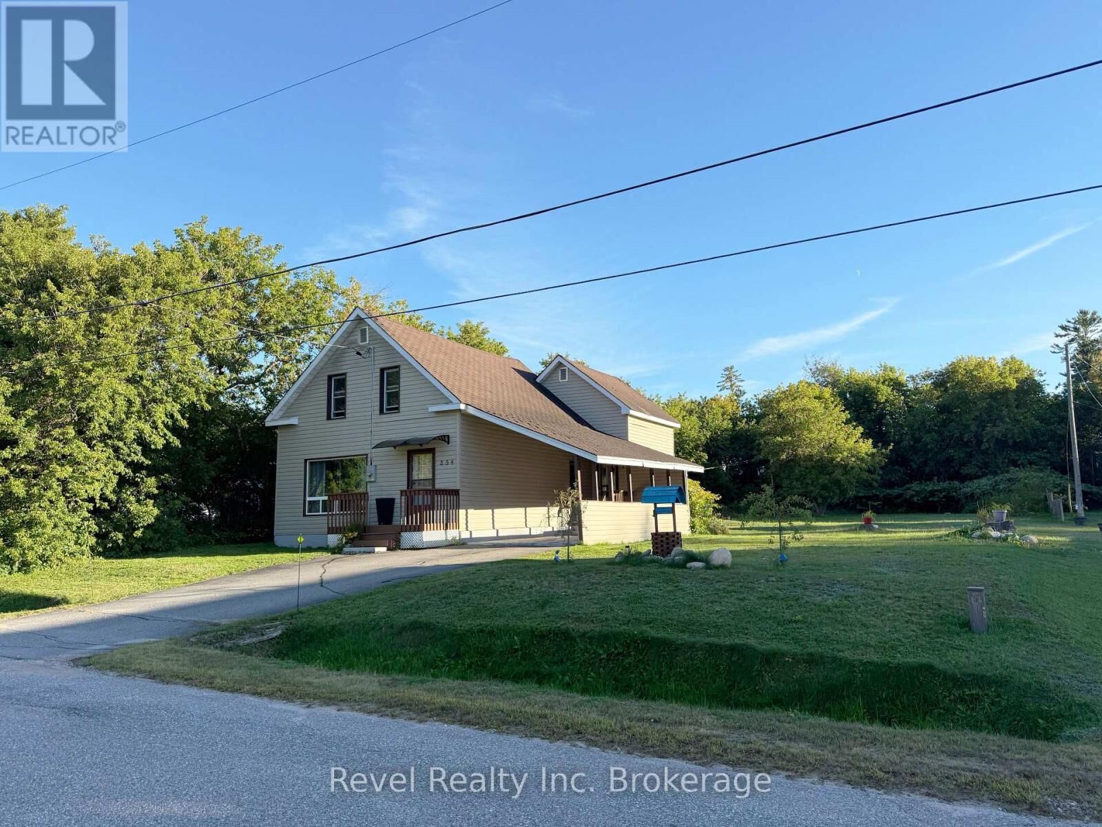 Property Photo:  354 Poplar Street  ON P0H 1V0 
