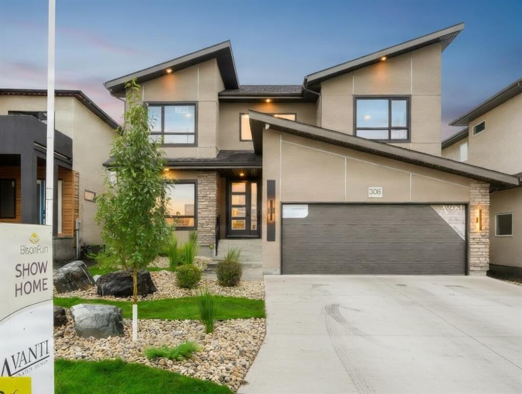 Property Photo:  308 Pathfinder Trail  MB R3Y 2N4 