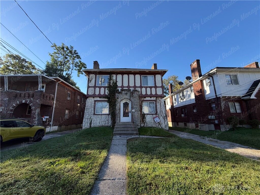 Property Photo:  1113 Carolina Avenue 4  OH 45237 
