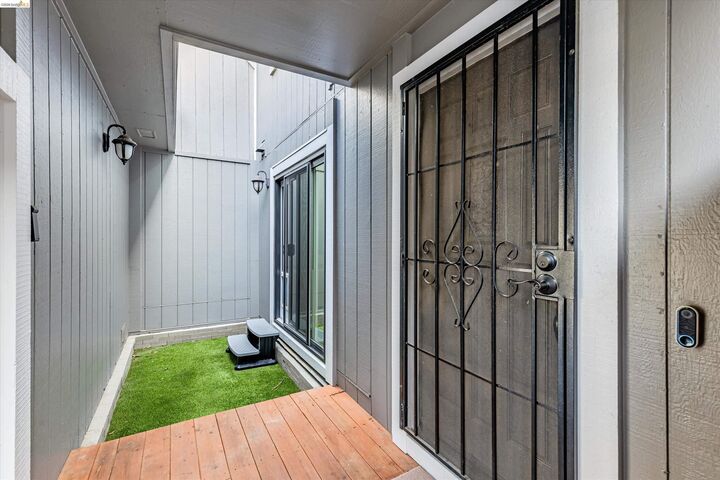 Property Photo: 2025 Sand Point Rd CA 94505