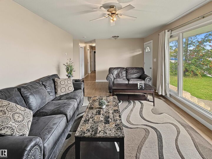 Property Photo:  4816 54 Street  AB T9N 1Y9 