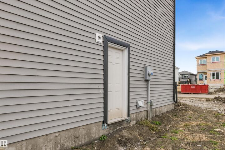 Property Photo:  289 Elliott Wynd  AB T8L 3X6 