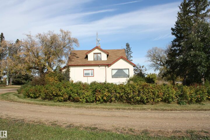 Property Photo:  545044 Rng Rd 122  AB T0B 4K0 