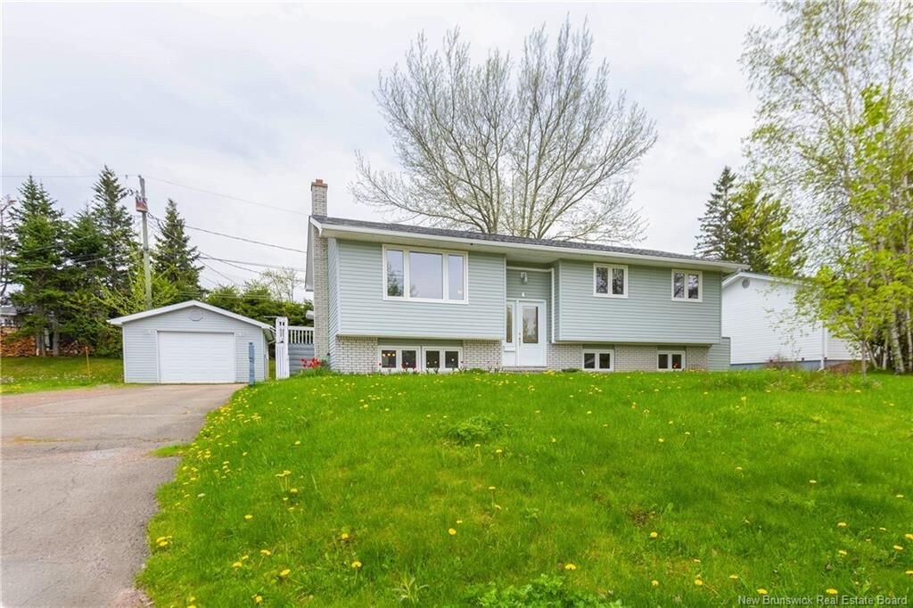 Property Photo:  6 Airview  NB E1A 4Z9 