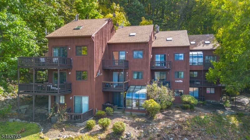 Property Photo: 5 Steamboat Dr 4 NJ 07462