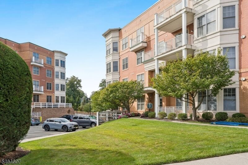 Property Photo:  3109 Pointe Gate Dr  NJ 07039 