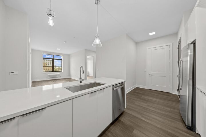 Property Photo:  121 34th St 301  NJ 07087-5902 