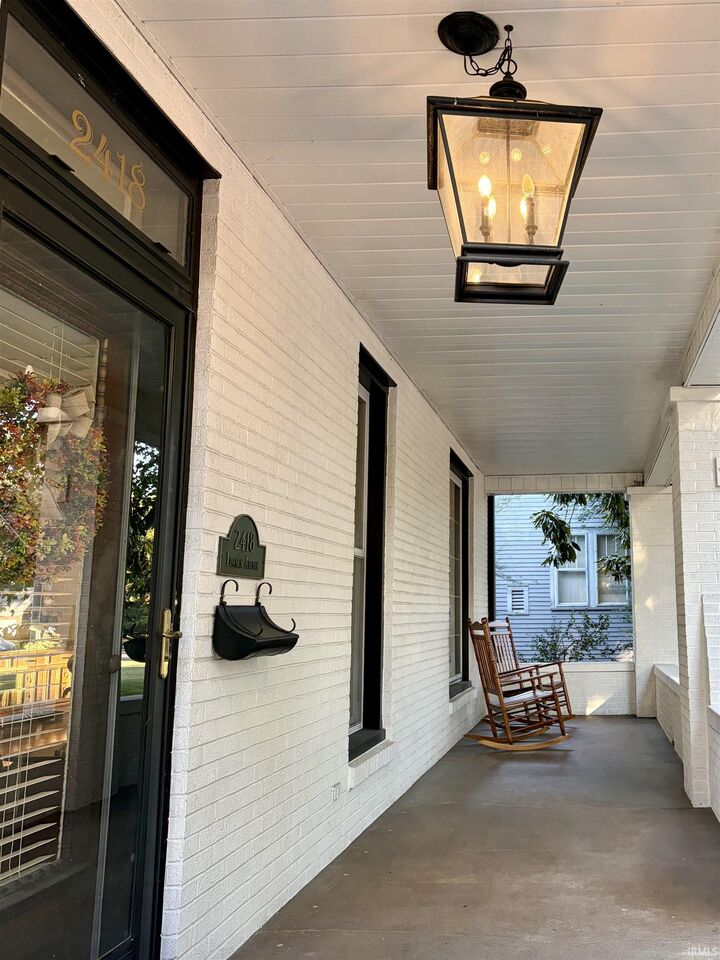 Property Photo:  2418 Lincoln Avenue  IN 47715 