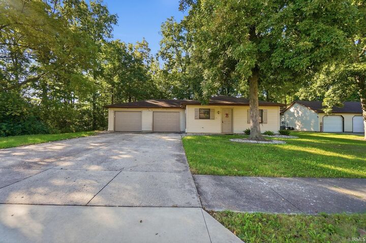 Property Photo: 2105-2107 Versailles Village Place IN 46808