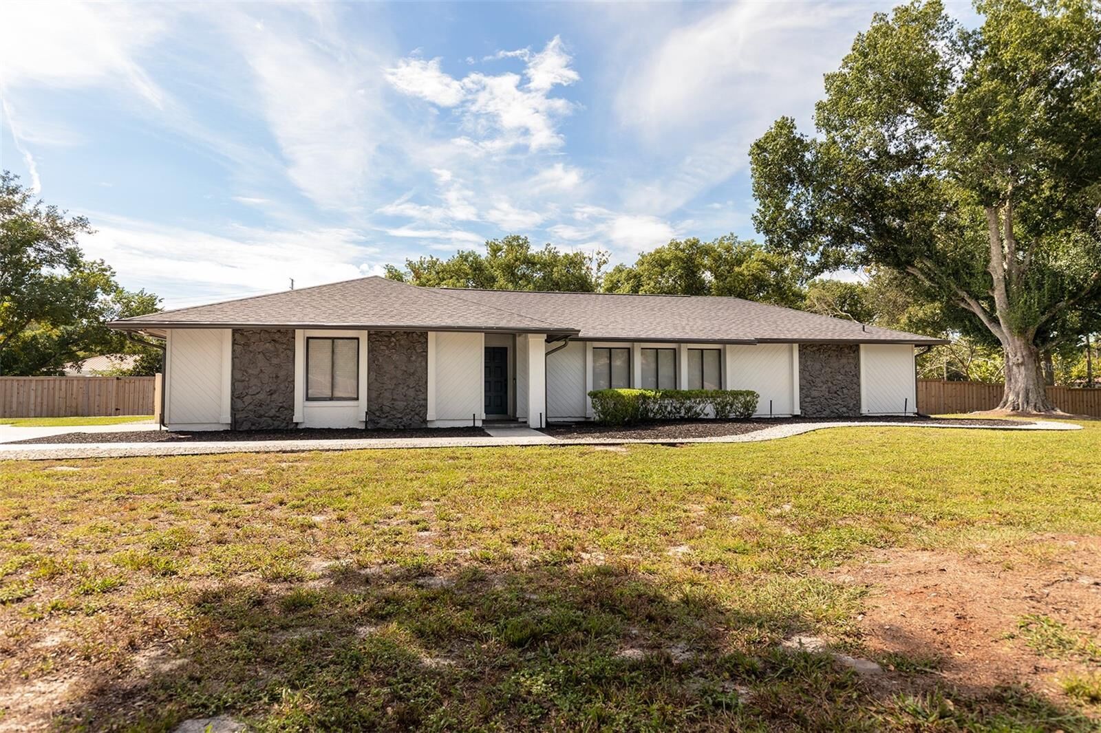 Property Photo:  1890 Crowley Cir E  FL 32779 