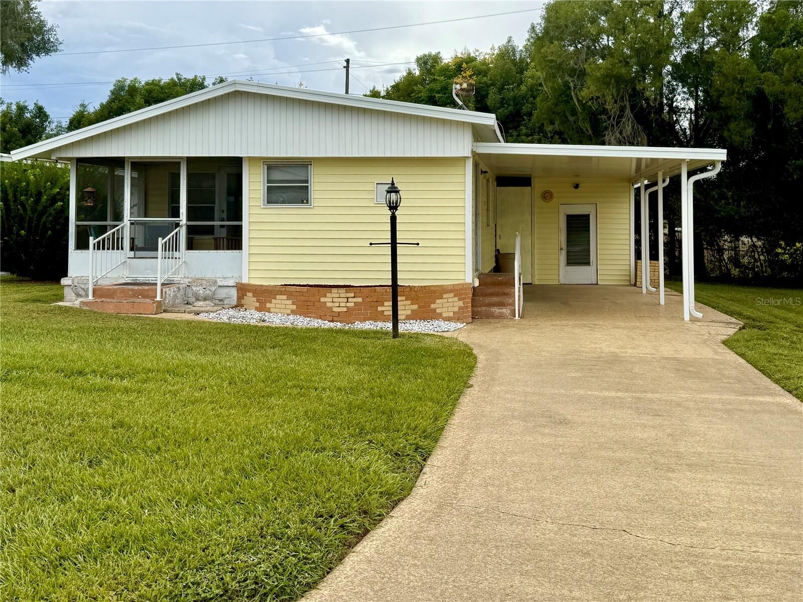 Property Photo:  6035 Ridgewood Drive  FL 33542 