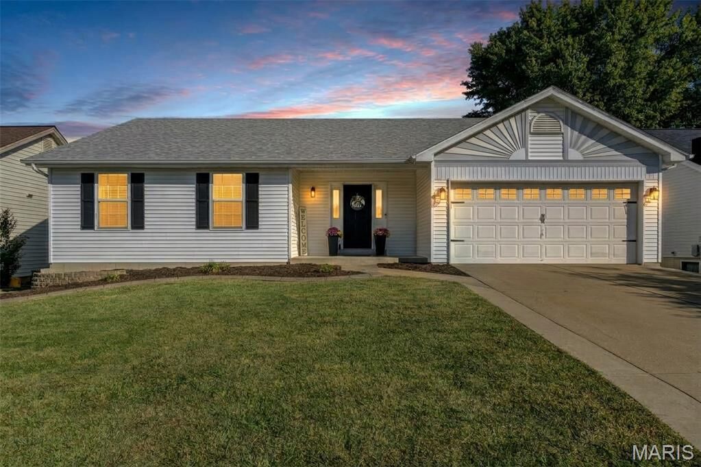 Property Photo:  415 Lantana Lane  MO 63376 