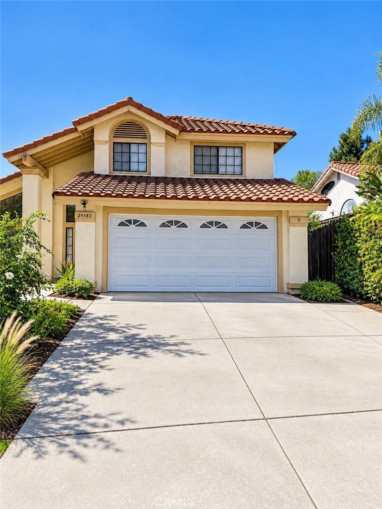 Property Photo:  24583 Jacarte  CA 92562 