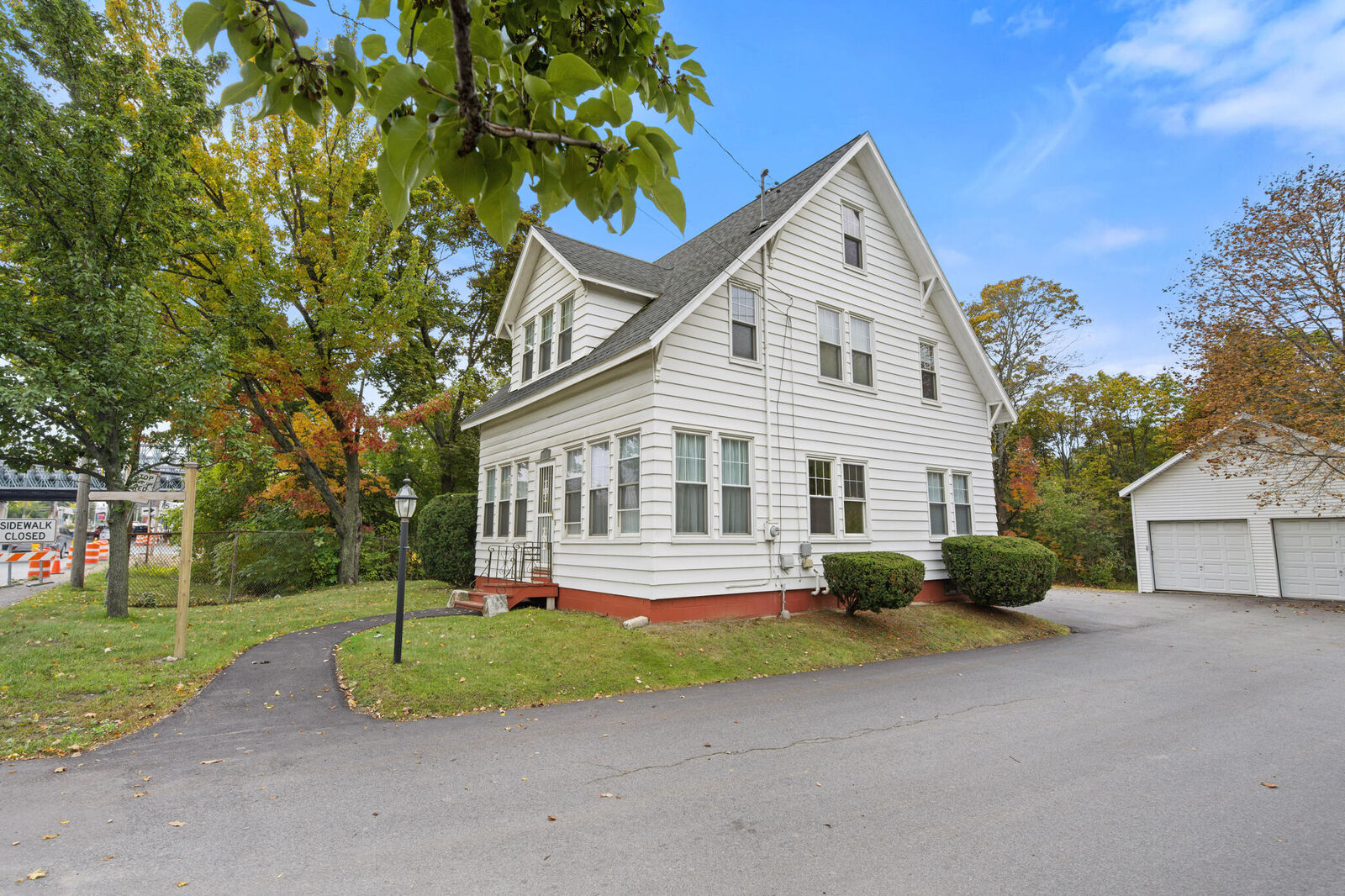 Property Photo:  546 Broadway  ME 04401 