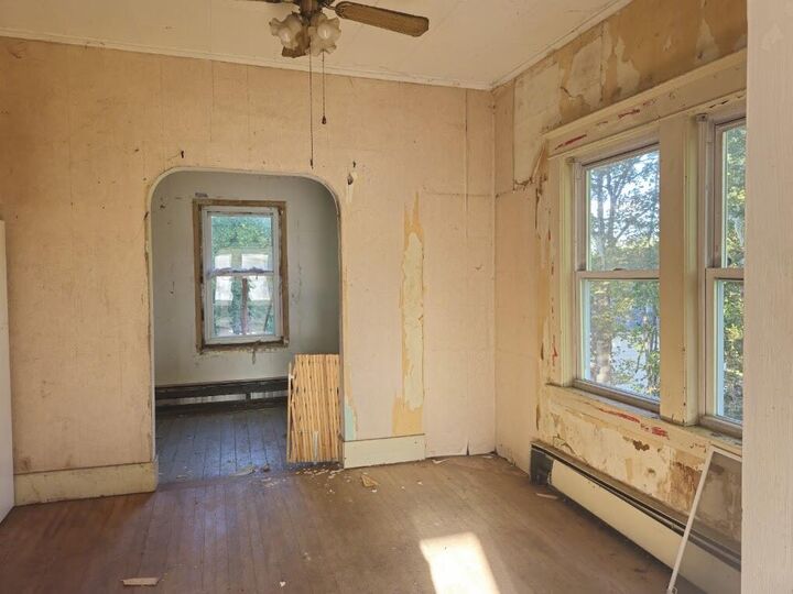 Property Photo: 9 Lincoln Street ME 04462