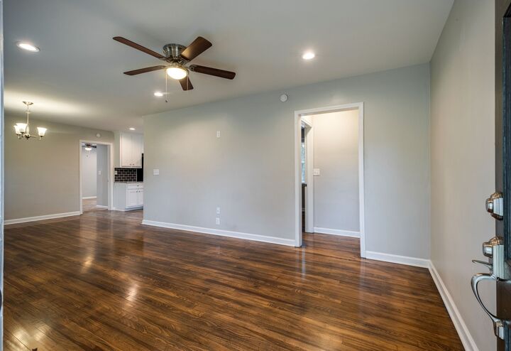Property Photo: 904 Bentley Cir TN 37066
