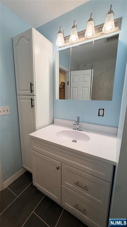 Property Photo:  47 Cleveland Street 2nd Flr  NJ 07109 