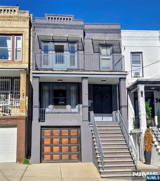 Property Photo: