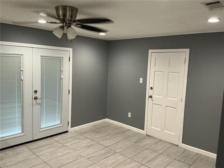 Property Photo:  144 Valentine Drive  LA 70094 