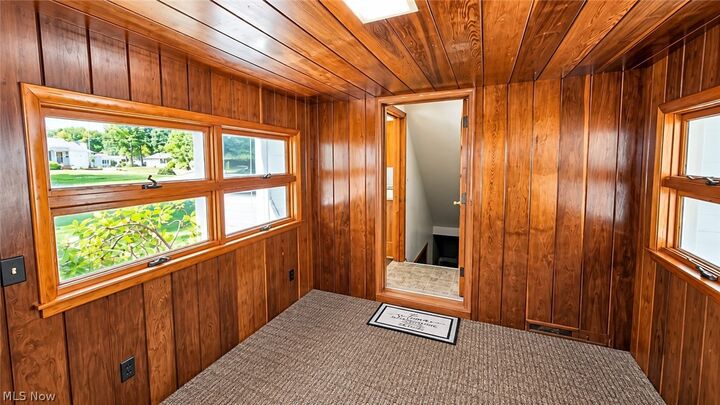 Property Photo:  105 Hale Street  OH 44260 