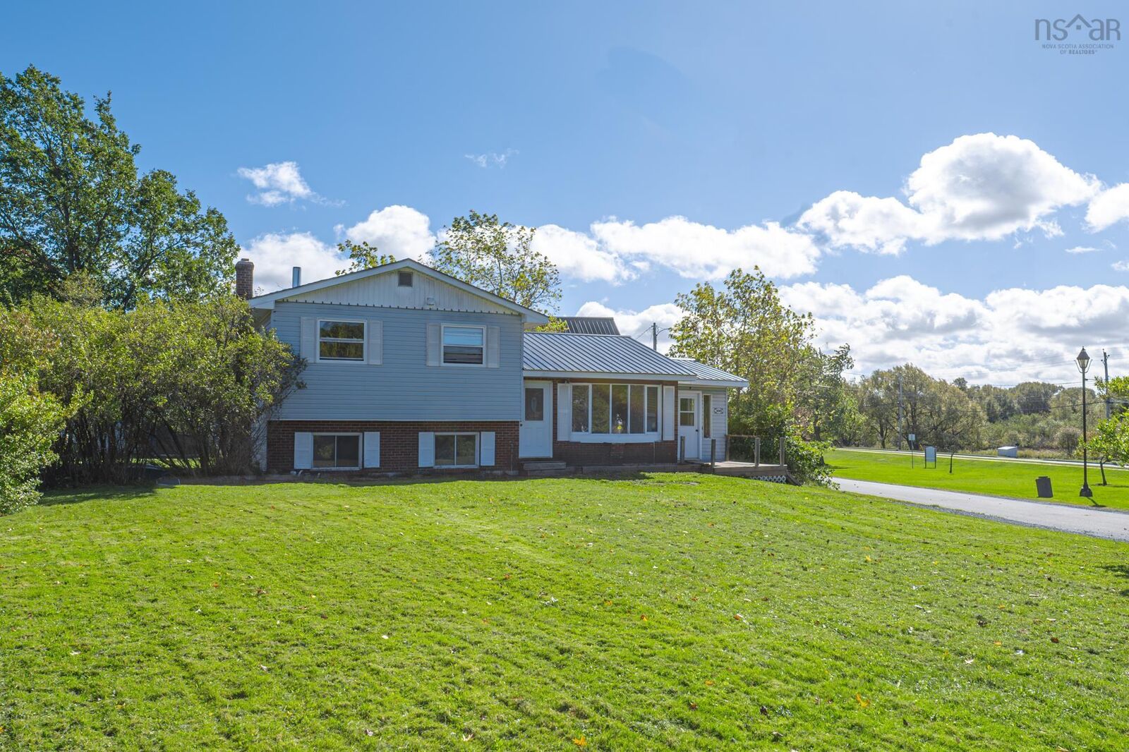Property Photo:  100 Morris Street  NS B2H 4V1 