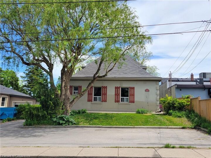 Property Photo:  303 East 19th Street 2  ON L9A 4S6 