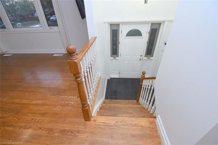 Property Photo:  23 Brelus Drive  ON N1A 2S1 