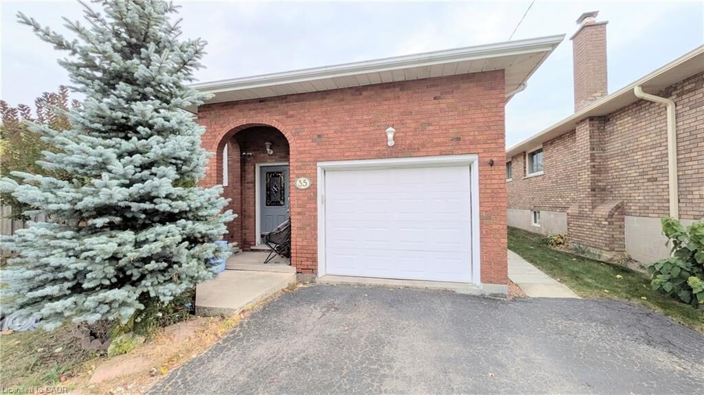 Property Photo:  35 Leaway Avenue Basement  ON L8W 1S7 