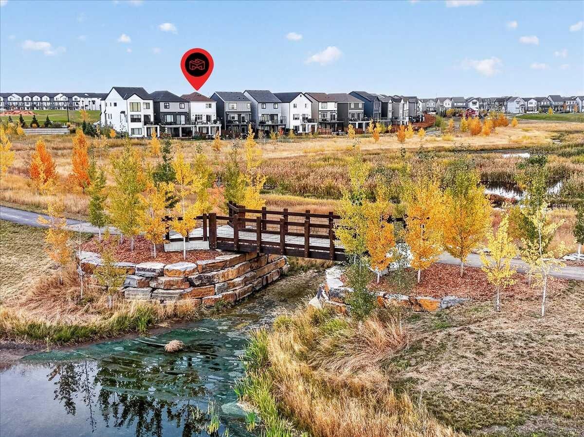 Property Photo:  90 Savoy Landing SE  AB T2S 0G6 