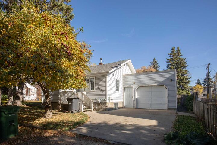 Property Photo:  5515 45 Avenue  AB T4N 3L7 