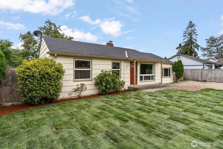 Property Photo:  304  125th Street  WA 98444 