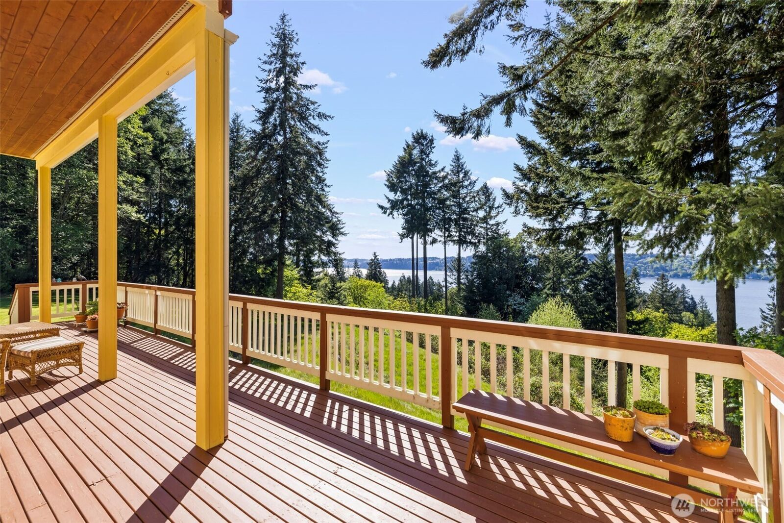 Property Photo: 28525 143rd Avenue SW WA 98070